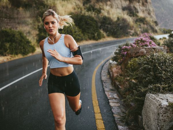 Dlaczego powinieneś biegać, aby spalać mięśnie i dlaczego prawdopodobnie nie powinieneś